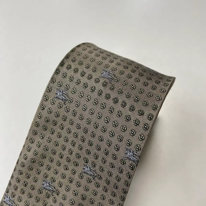 [BUNJANG] Burberry Monogram Silk Necktie / 버버리 (Burberry) 모노그램 정품 명품넥타이 8.2cm