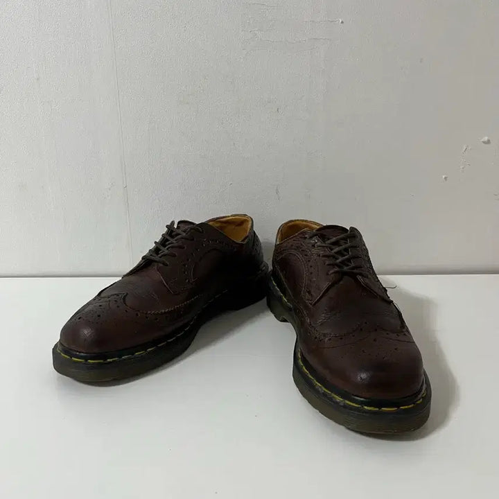 [BUNJANG] Dr. Martens Wingtip 5-Hole Boots / 250 닥터마틴 윙팁 5홀 워커 정품