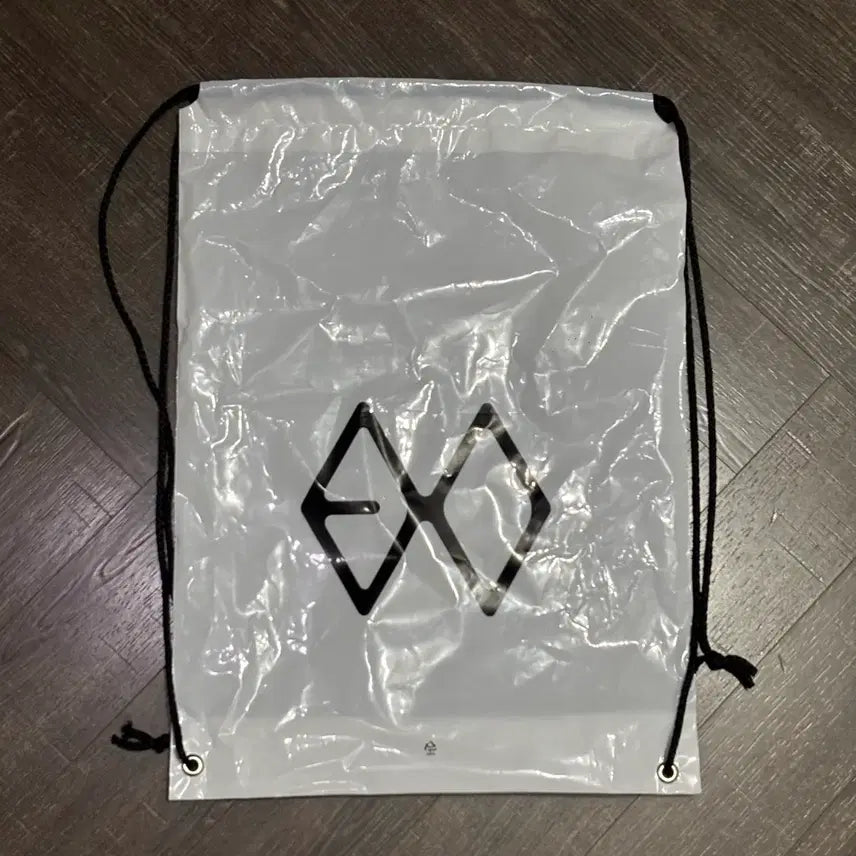 [BUNJANG] EXO Reverse Popup Limited Vinyl String Gymsack / 엑소 리버스 팝업 한정 비닐 스트링 짐색 양도합니다