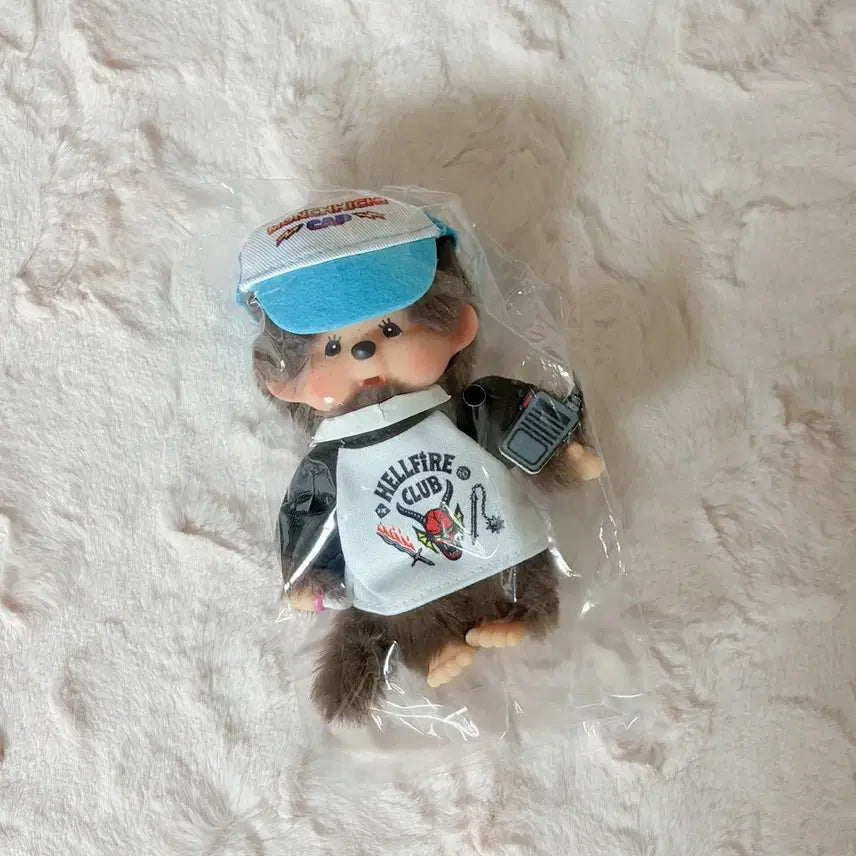[BUNJANG] Monchhichi Hellfire Club Key Chain Doll / 기묘한이야기 몬치치 헬파이어 클럽 Hellfire Club 키 체인 인형