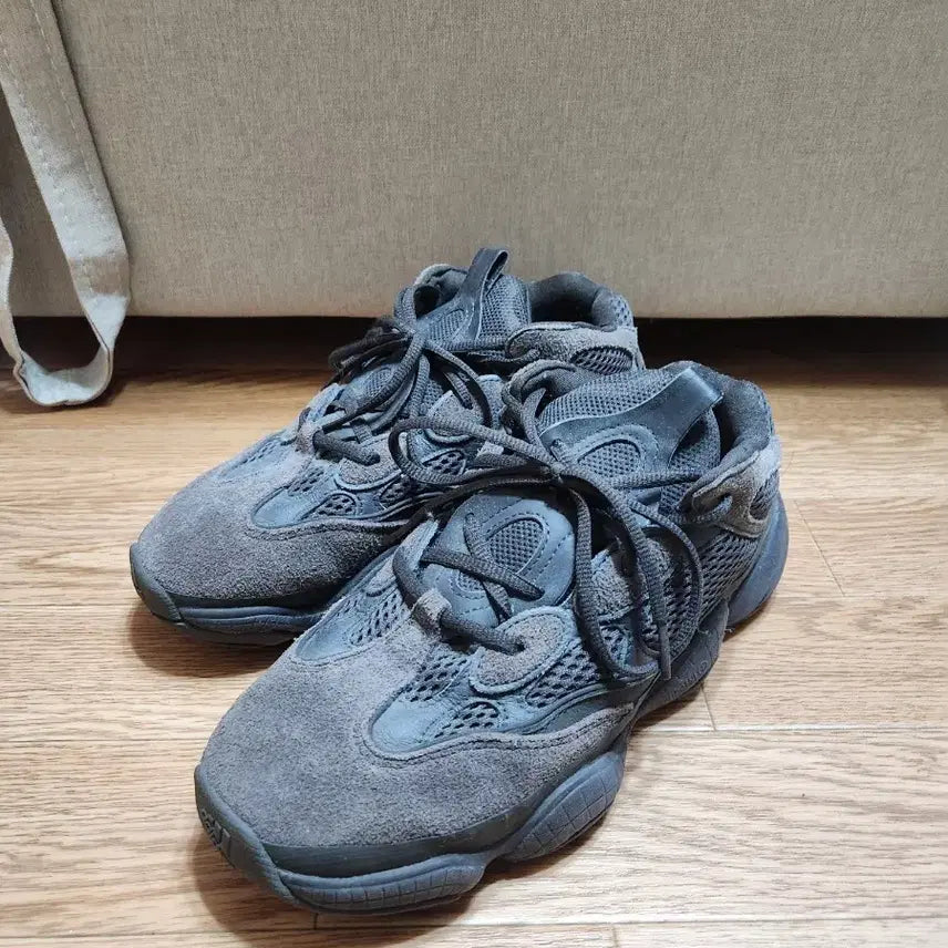 [BUNJANG] Adidas Yeezy 500 Utility Black / 아디다스 이지 500 유틸리티 블랙