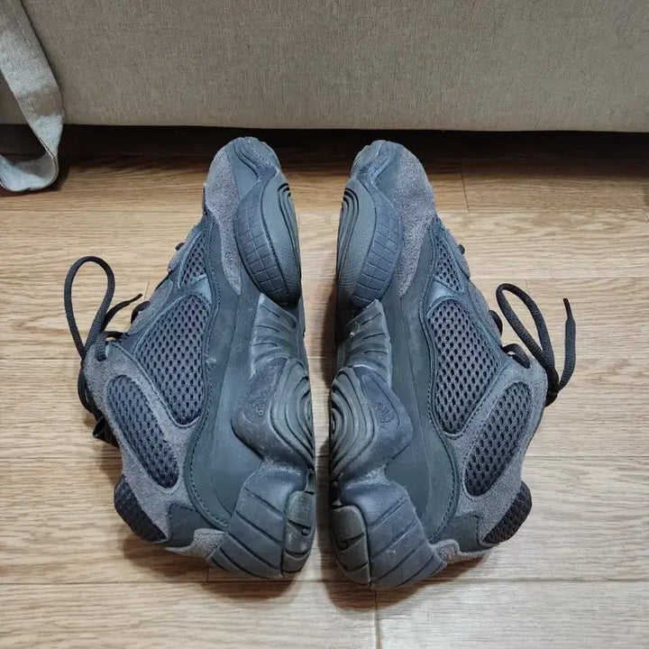 [BUNJANG] Adidas Yeezy 500 Utility Black / 아디다스 이지 500 유틸리티 블랙