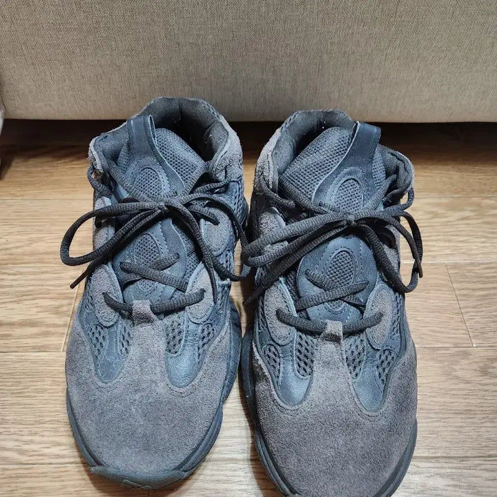 [BUNJANG] Adidas Yeezy 500 Utility Black / 아디다스 이지 500 유틸리티 블랙