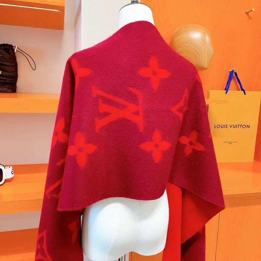 [BUNJANG] Louis Vuitton Logo Mania Burgundy Muffler / 루이비통 마플러 로고 마니아 버건디 머플러 구매