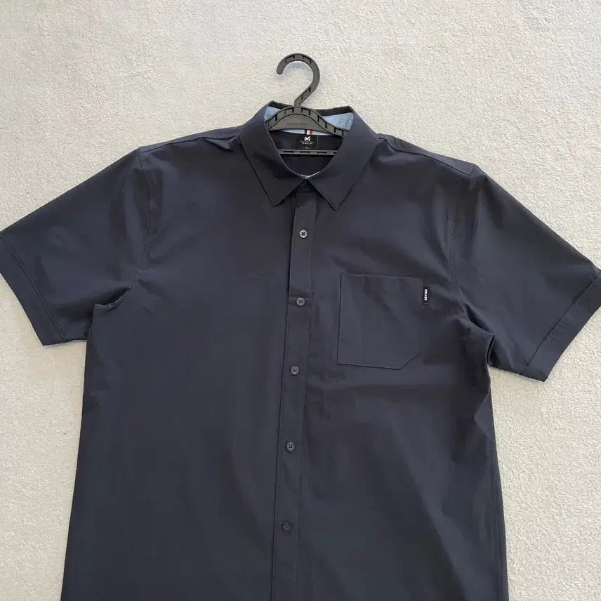[BUNJANG] Millet Golf 2025 Charcoal Gray Short Sleeve Shirt / XL 밀레 골프 2025 반팔셔츠 105