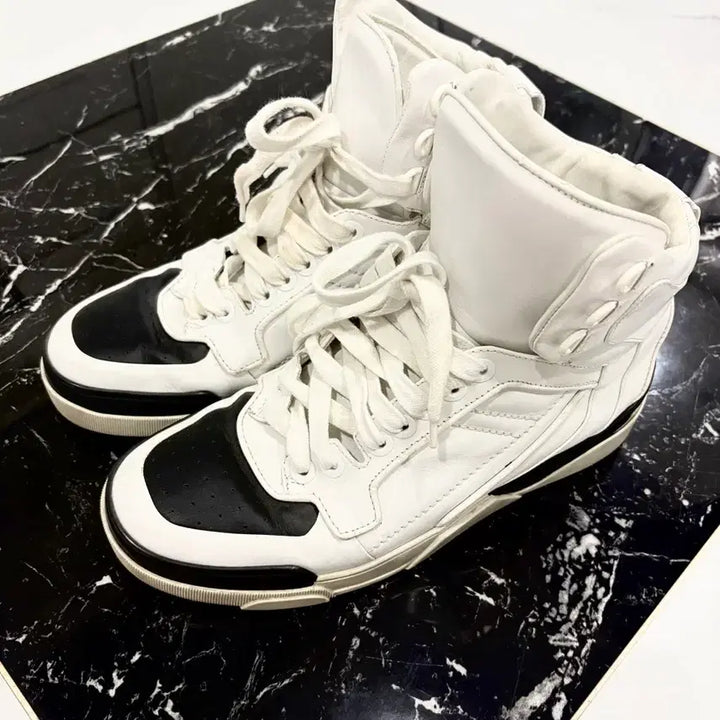 [BUNJANG] Givenchy Tyson High-Top Sneakers / [42] 지방시 타이슨 하이탑