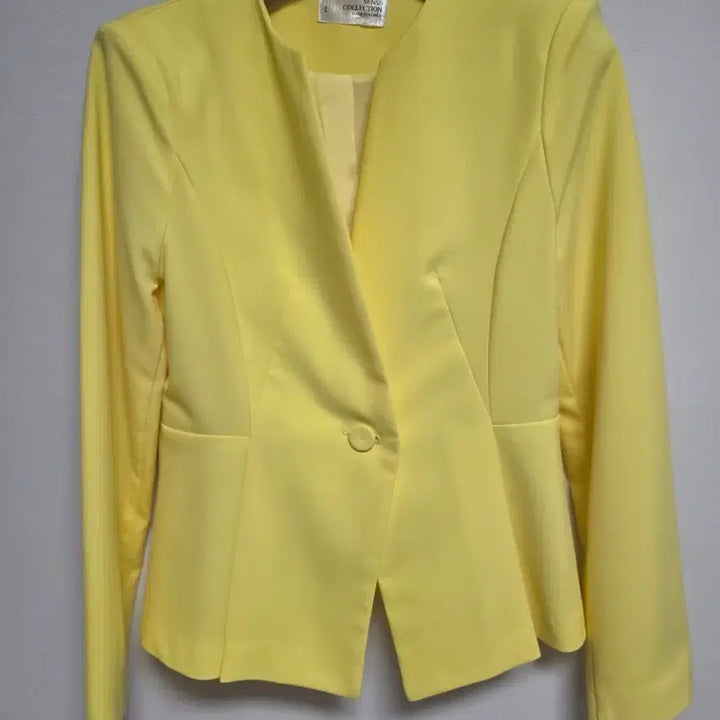 [BUNJANG] Sen no Kara Yellow Jacket L / 노카라 옐로우 자켓 L, 66-날씬77