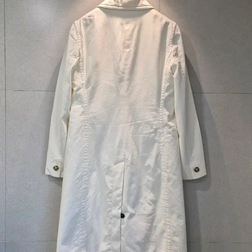 [BUNJANG] EMPORIO ARMANI Women's White Long Coat / EMPORIO ARMANI 엠포리오 아르마니 정품 여성 화이트 롱 코트