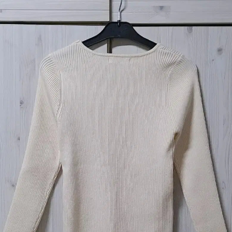 [BUNJANG] Unbranded Ivory Knit Sweater / 봄 니트(새옷) 55사이즈 하객룩 데이트룩