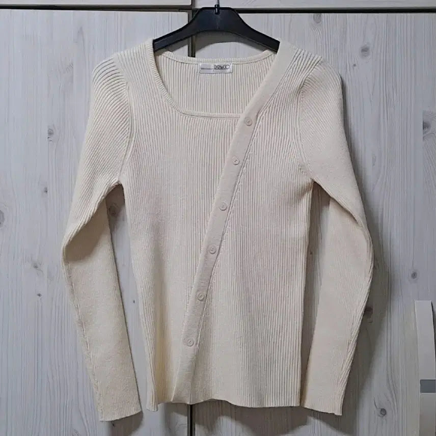 [BUNJANG] Unbranded Ivory Knit Sweater / 봄 니트(새옷) 55사이즈 하객룩 데이트룩