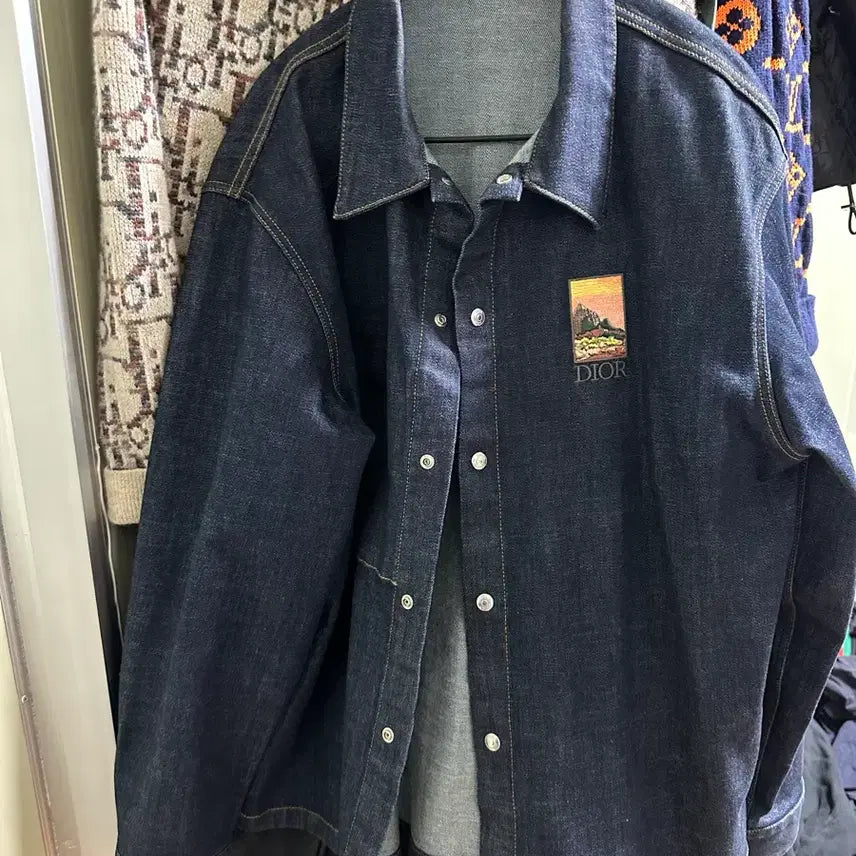 [BUNJANG] Dior x Kim Jones Kerouac Logo Denim Shirt Jacket (Size 100-105) / 디올 x 킴 존스 케루악 로고 오버 데님 셔츠 자켓 (100~105)