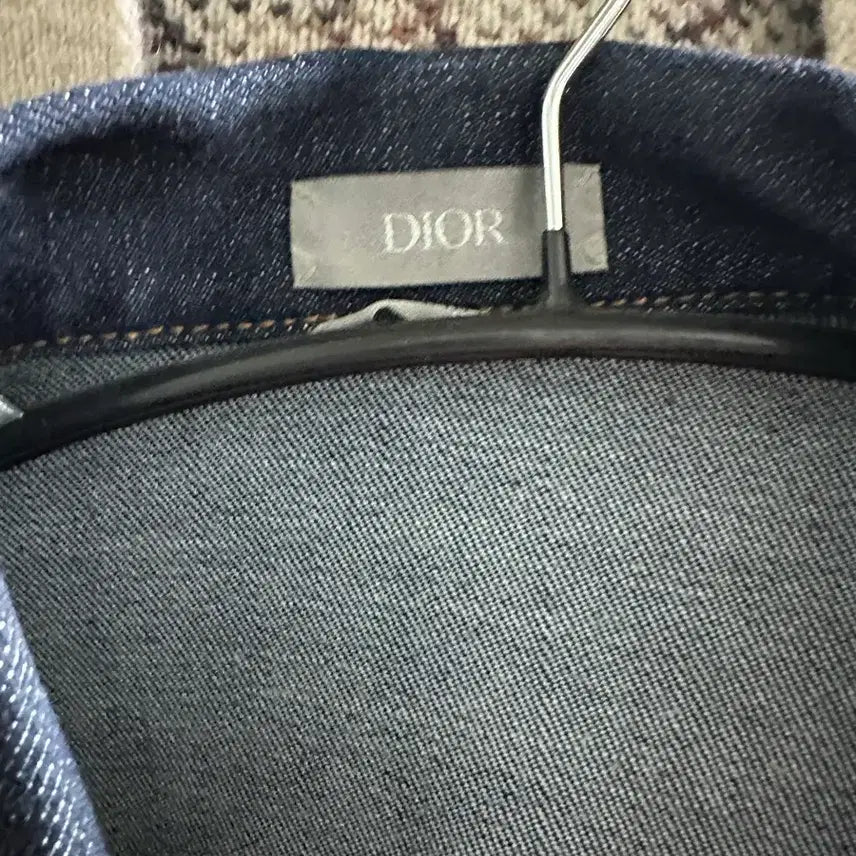 [BUNJANG] Dior x Kim Jones Kerouac Logo Denim Shirt Jacket (Size 100-105) / 디올 x 킴 존스 케루악 로고 오버 데님 셔츠 자켓 (100~105)