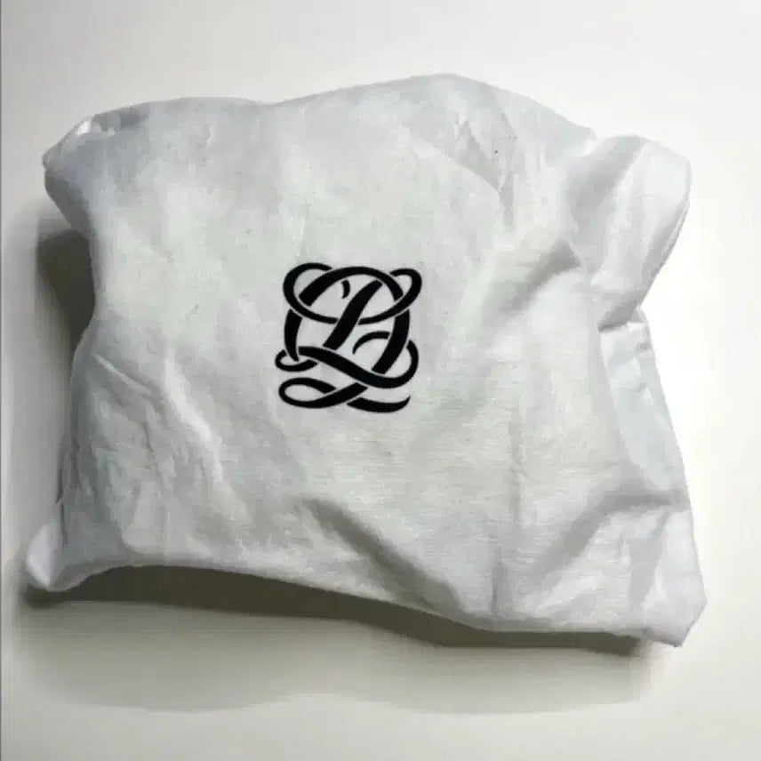 [BUNJANG] Louis Quatorze Quilted Monogram Mini Crossbody Bag / 루이까또즈 정품 가방 크로스백