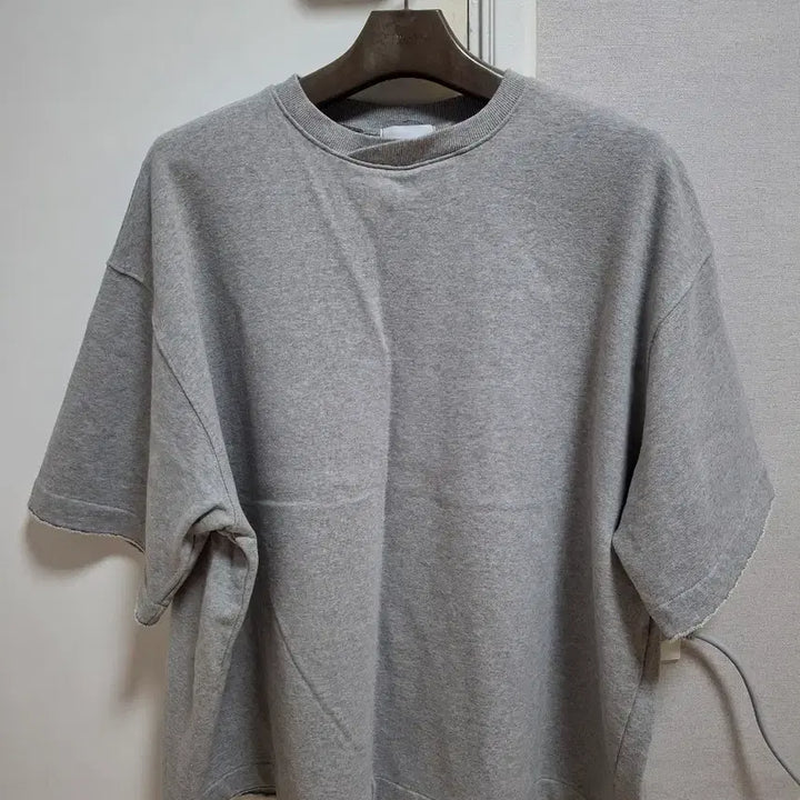 [BUNJANG] Angle Run Short Sleeve T-shirt / 앵글런 반팔티