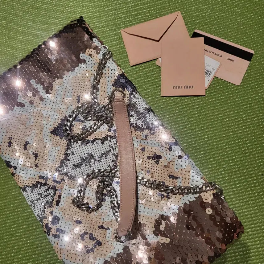 [BUNJANG] Miu Miu Shiny 2-Way Clutch Shoulder Chain Bag / [무배]miumiu 미우미우 정품 샤이니 2way 클러치 숄더 체인백