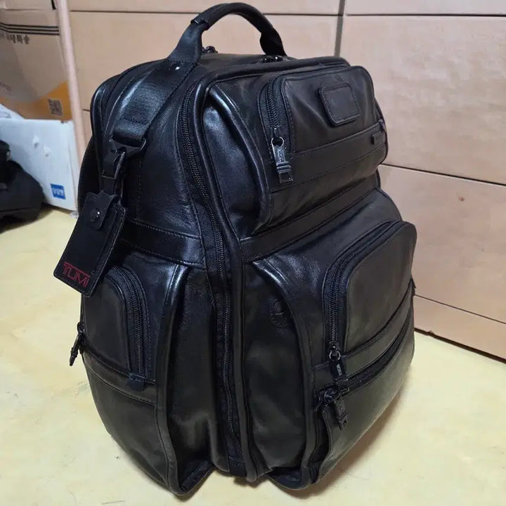[BUNJANG] TUMI T-Pass Business Class Leather Briefpack / 투미 정품  티패스 비지니스 클래스 레더 브리프팩