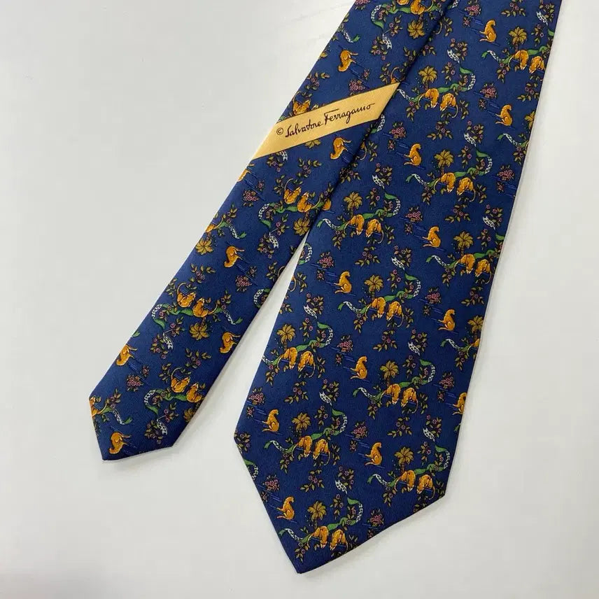 [BUNJANG] Ferragamo 100% Silk Necktie / 페레가모(Ferragamo) 명품 정품 넥타이