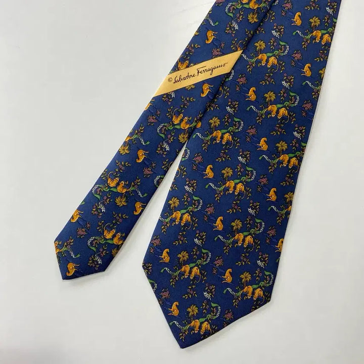 [BUNJANG] Ferragamo 100% Silk Necktie / 페레가모(Ferragamo) 명품 정품 넥타이
