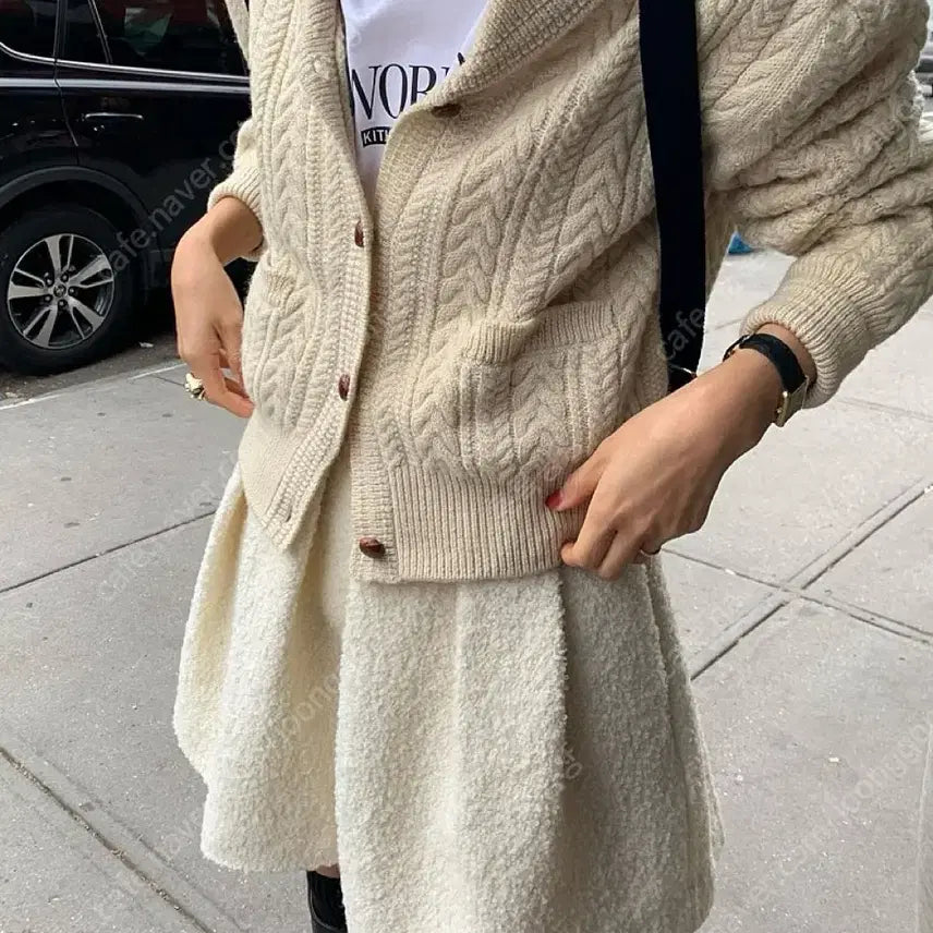 [BUNJANG] TheBarnett Tinkey Boucle Skirt Ivory S / 새상품 더바넷 Tinkey boucle skirt 울 스커트 아이보리 S