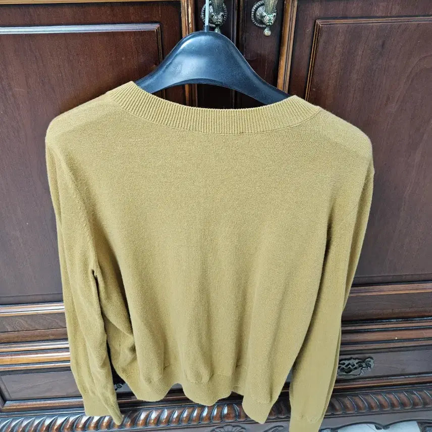 [SOLD OUT] A.P.C 아페쎄 머스타드 가디건 M