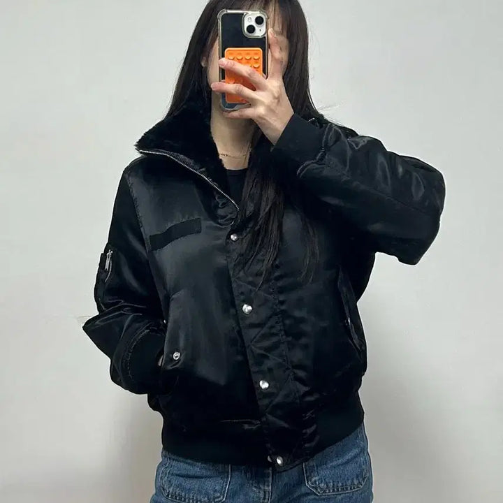 [BUNJANG] Gap Satin Colorblock Bomber Jacket Black / 갭 퍼 칼라 배색 사틴 항공 점퍼 블랙