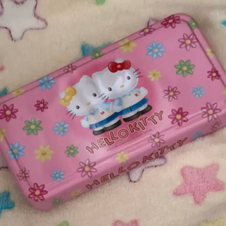 [BUNJANG] Kitty & Mimi Tin Case / 고전키티 교복키티&미미 틴케이스 보관함 소품함