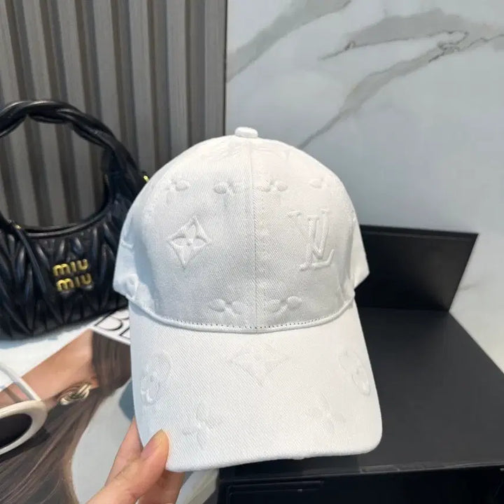 [BUNJANG] Louis Vuitton White Ball Cap / 루이비통 화이트 모자 볼캡 구매