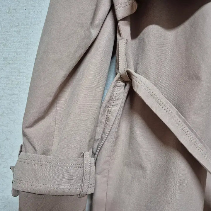 [BUNJANG] Beige Double Trench Coat / 베이지 더블 트렌치코트