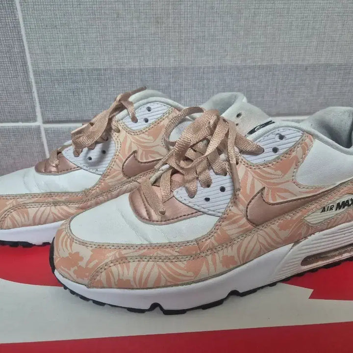 [BUNJANG] Nike Air Max 90 Floral Sneakers / 나이키 에어맥스90 플로럴 핑크 로즈골드 포인트 여성 운동화
