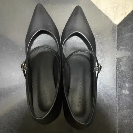 [BUNJANG] Black Mary Jane Flats / 블략 메리제인 245