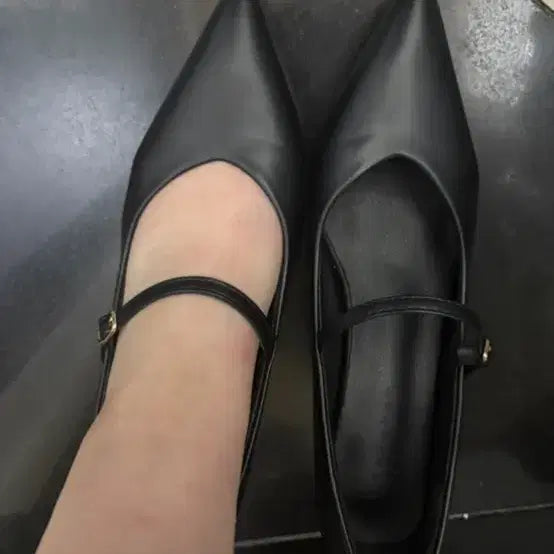 [BUNJANG] Black Mary Jane Flats / 블략 메리제인 245