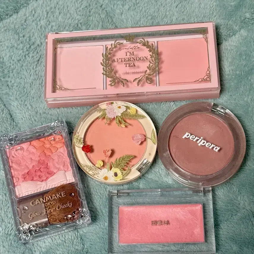 [BUNJANG] Cosmetics Blush Bundle / 봄웜 여쿨 핑잘봄 블러셔 일괄 스트로베리 웨딩티 캔메이크 삐아 페리페라