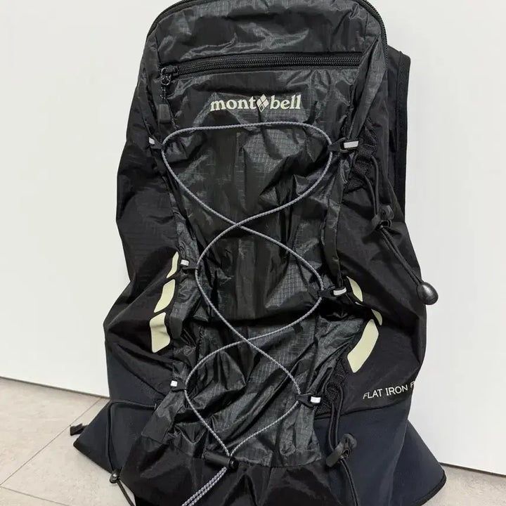 [BUNJANG] 몽벨 FLAT IRON PACK 20 백팩 판매합니다. / 몽벨 FLAT IRON PACK 20 백팩 판매합니다.