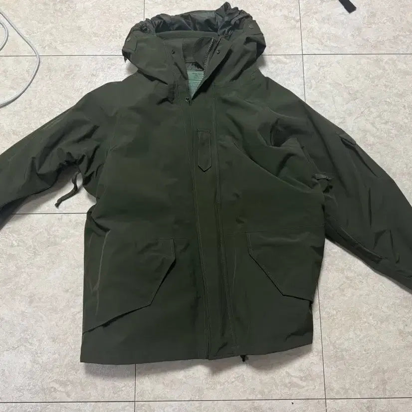 [BUNJANG] Mil-Tec ECWCS Jumper Olive L (Liner Included) / 밀텍 ecwcs 올리브 L(내피포함)