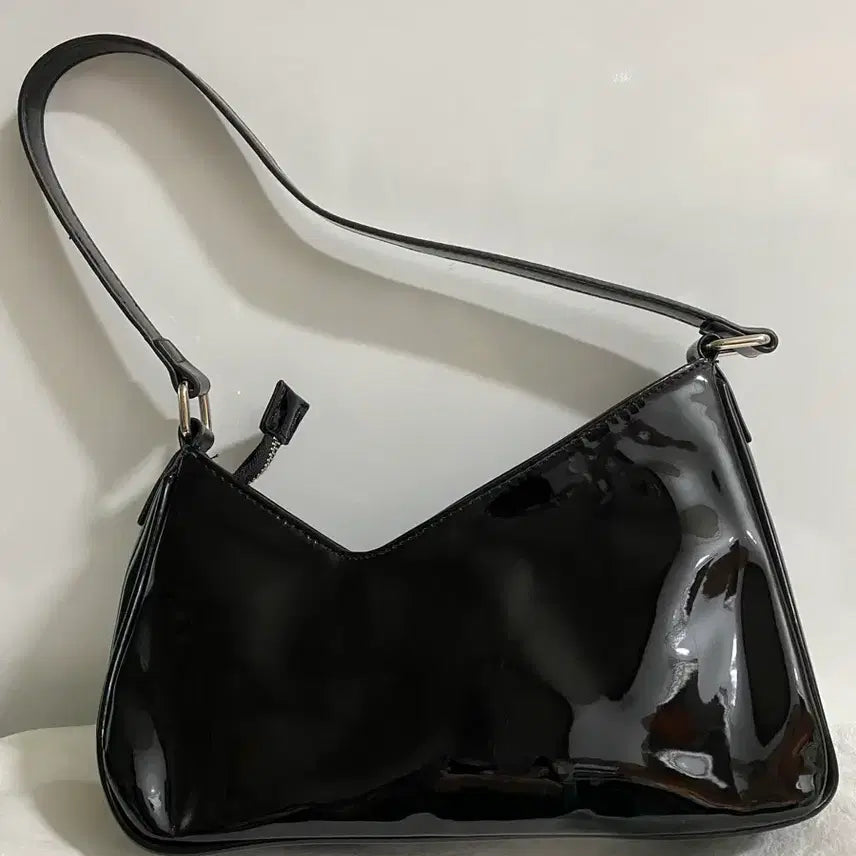 [BUNJANG] BlackUp Enamel Bag / 블랙업 애나멜 가방