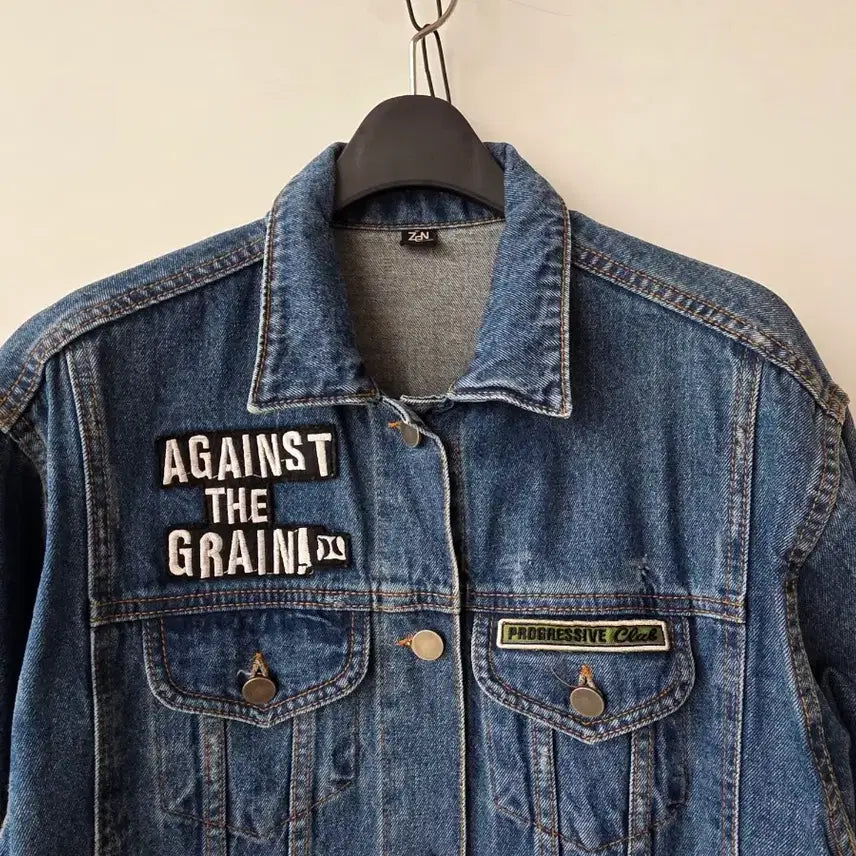 [BUNJANG] Character Patch Denim Jacket / 55-66)캐릭터 패치 데님자켓