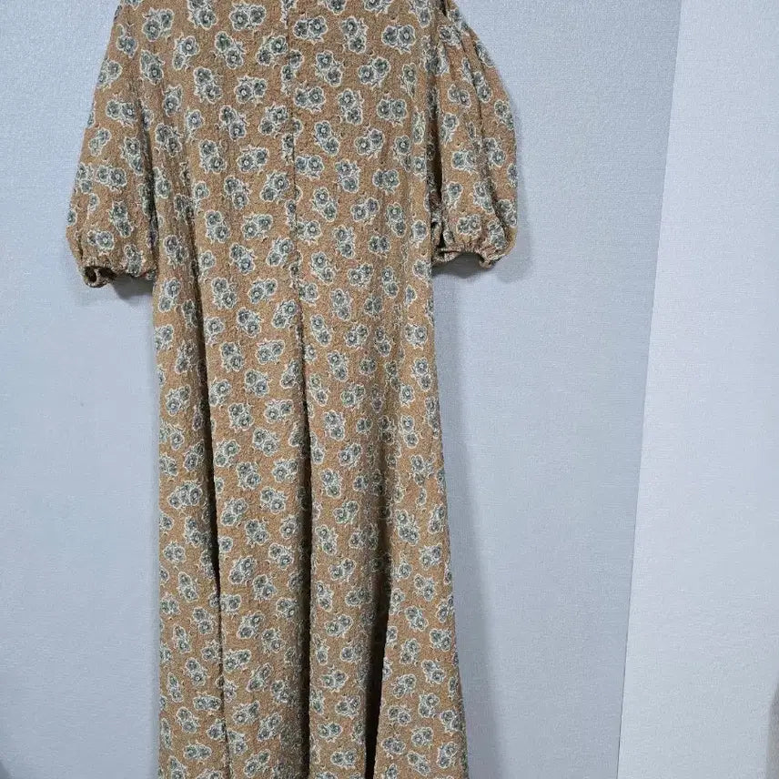 [SOLD OUT] 퍼프소매 나염 롱원피스 프리