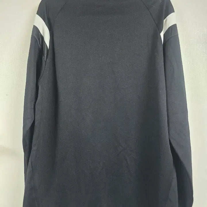 [BUNJANG] Adidas ClimaCool Three-Stripes Black Zip-Up Long-Sleeve T-Shirt Size 100 / 아디다스 삼선 블랙 집업 긴팔 티셔츠100
