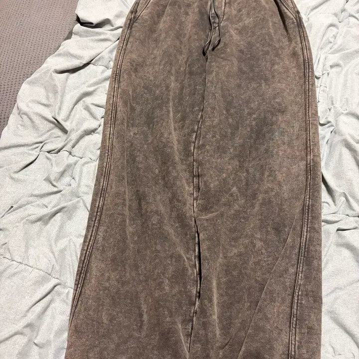 [SOLD OUT] 준지 23FW 컬렉션 브라운 트랙 팬츠 44