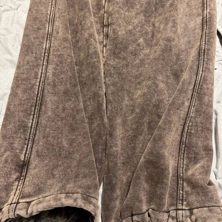 [SOLD OUT] 준지 23FW 컬렉션 브라운 트랙 팬츠 44