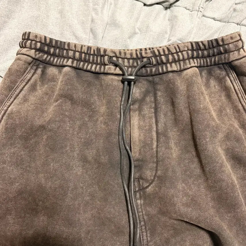 [SOLD OUT] 준지 23FW 컬렉션 브라운 트랙 팬츠 44
