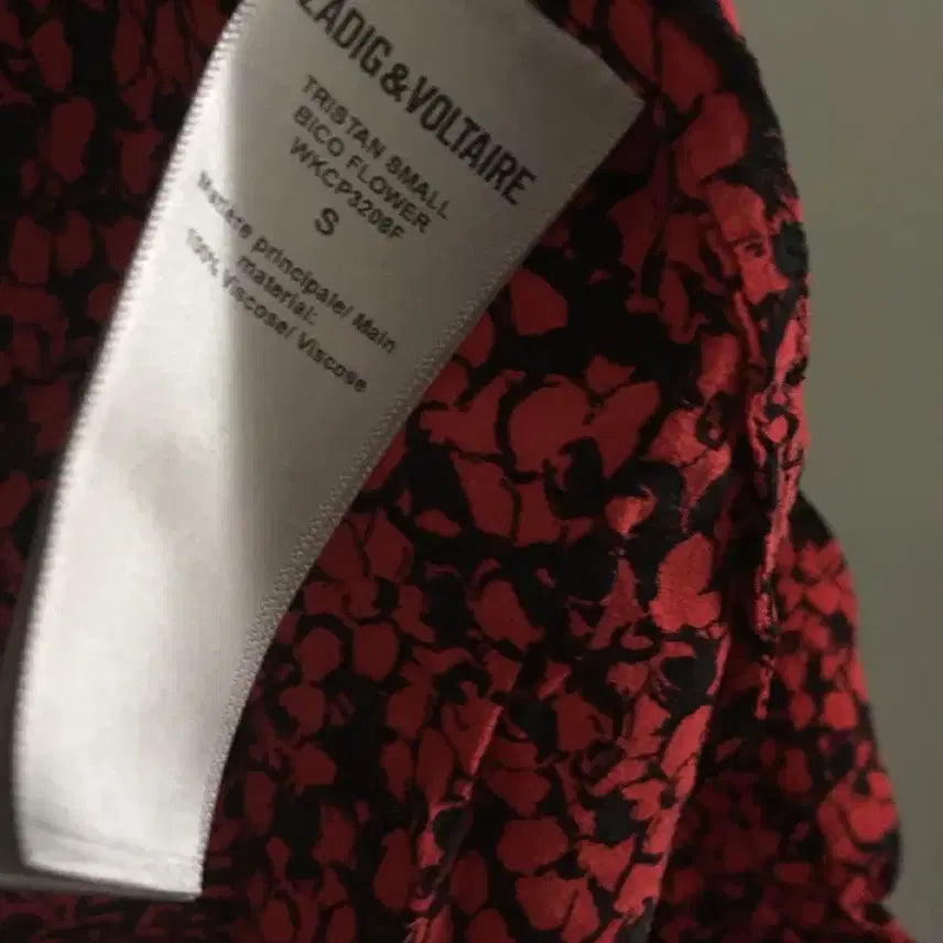 [SOLD OUT] 22ss 쟈딕앤볼테르 레드 플라워 프린트 블라우스 s사이즈