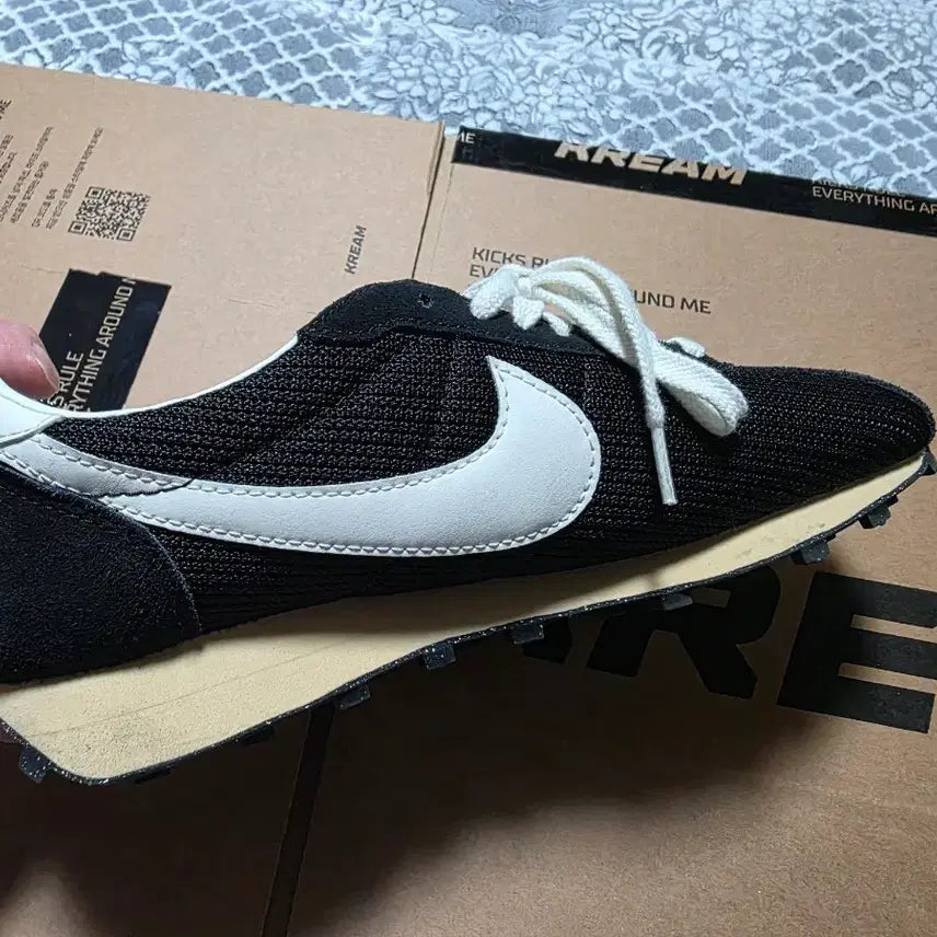 [BUNJANG] Nike LD1000 Black and Sail Sneakers / 나이키 LD1000 블랙앤세일 270사이즈