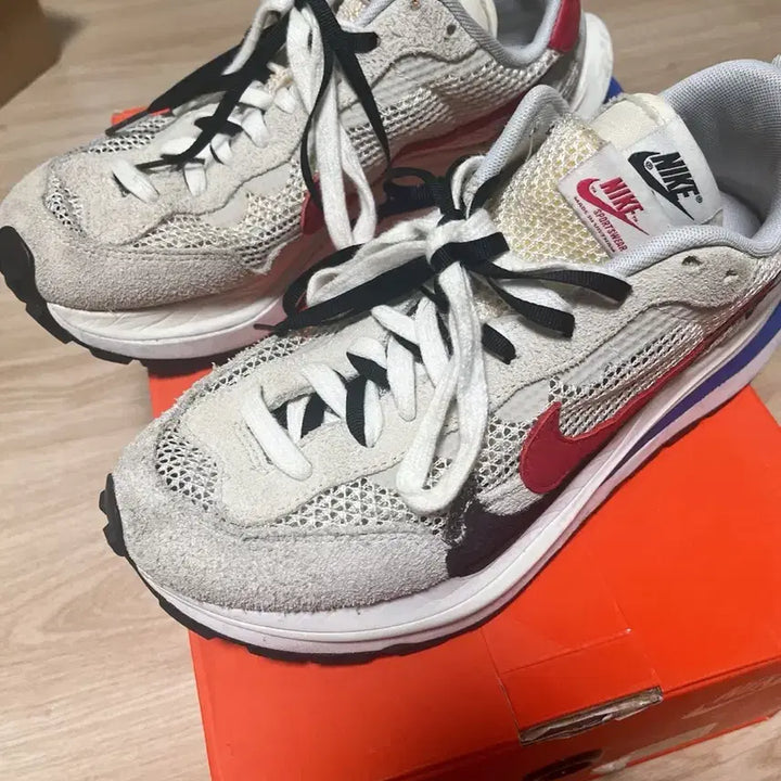 [SOLD OUT] 나이키x사카이 베이퍼와플 푸시아270