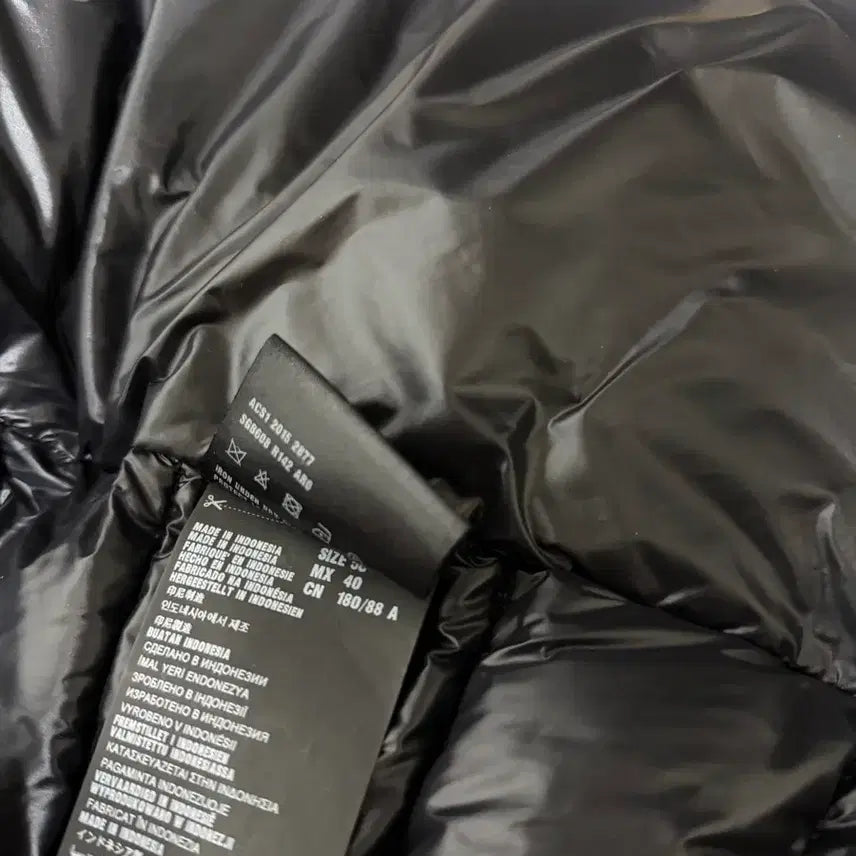 [BUNJANG] Prada Biker Lightweight Padded Jacket (Size 50) / 프라다 바이커 경량패딩 50사이즈