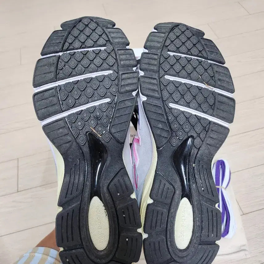 [BUNJANG] 뉴발란스 X kith 키스 990v4 / 뉴발란스 X kith 키스 990v4