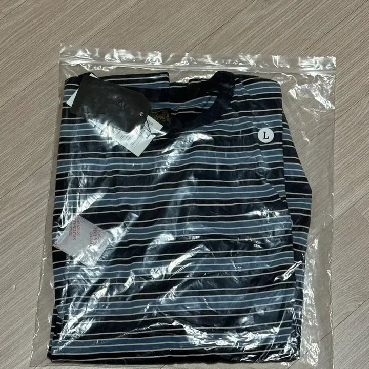 [BUNJANG] Deutero Leo VTG Striped SS Tee Navy / [L] 새제품 듀테로 Leo VTG Striped SS Tee Navy