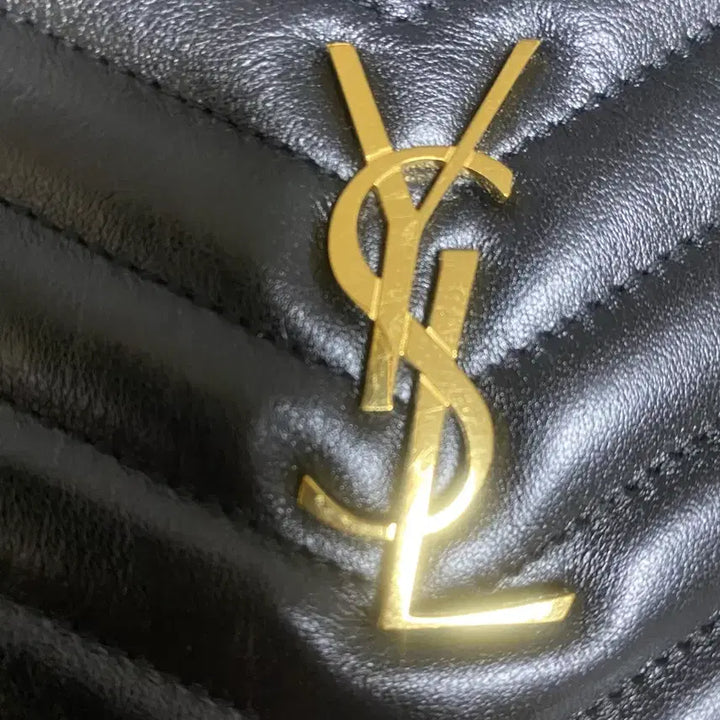 [BUNJANG] Saint Laurent Black Large Gold Clutch / 생로랑 블랙 라지 금장 클러치 정품