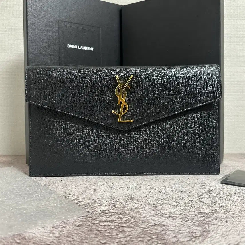 [BUNJANG] Yves Saint Laurent Uptown Clutch Black / [풀구성] 입생로랑 업타운 클러치 블랙