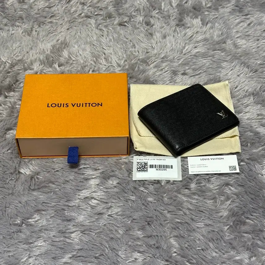 [BUNJANG] Louis Vuitton Taiga Silver Multiple Wallet Black / [풀구성] 루이비통 타이가 은장 멀티플 월릿 반지갑 블랙